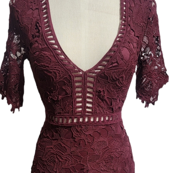 URBAN OUTFITTERS* Lace Mini Dress - Picture 3 of 4